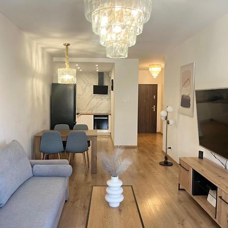 Zlote Apartamenty 58 莱格尼察 外观 照片